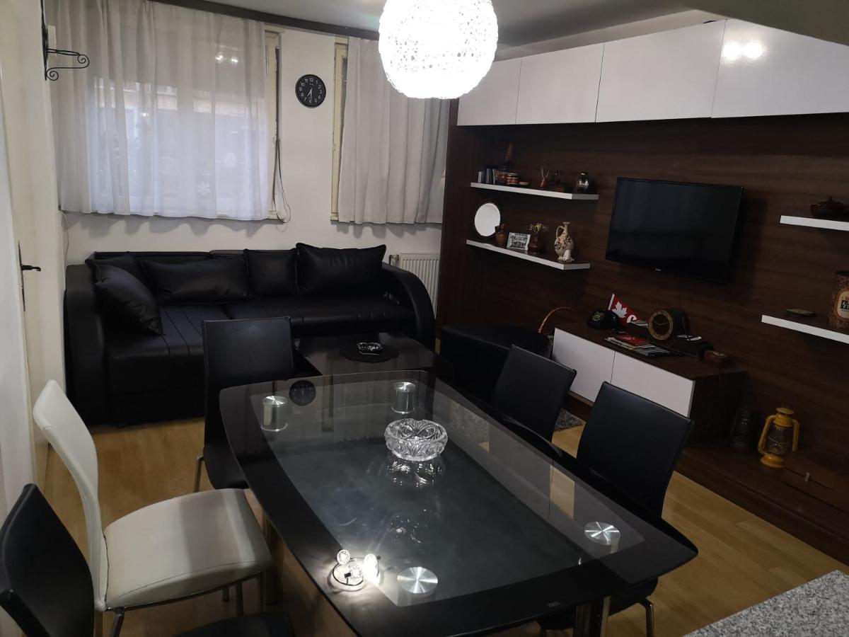Guest House Villa Krstic Пирот Экстерьер фото